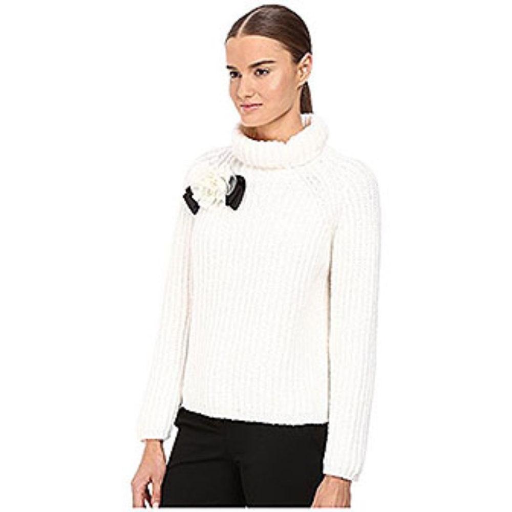 Kate Spade Rosette Bow Alpaca White Sweater - Picture 2 of 5